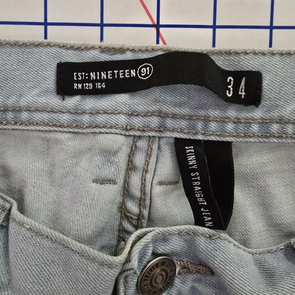 COTTON ON EST: NINETEEN Light Blue Jeans - Picture 3 of 5